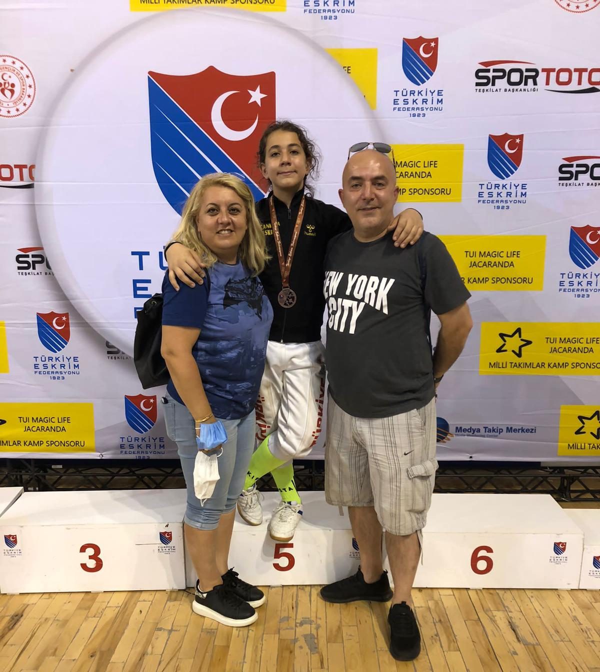 U-12 klasmanında Eskrim Epe Branş